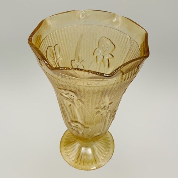 Vintage Jeanette Glass Iris Iridescence Herringbone Carnival Flower 9” Vase - Picture 6 of 16